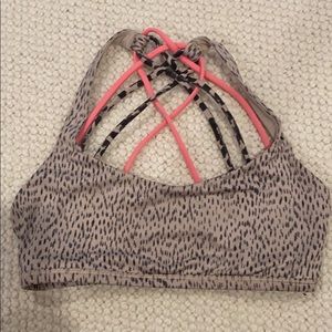 Lululemon sports bra sz 4